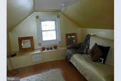 2063 Woodford Road, Vienna, VA 22182 - Photo 22