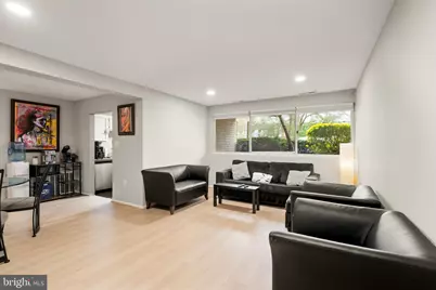 5600 Bloomfield Drive #4, Alexandria, VA 22312 - Photo 8