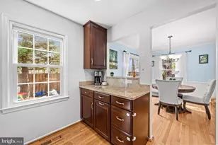 9535 Burdett Rd, Burke, VA 22015 - Photo 18