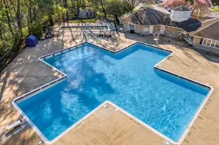 9535 Burdett Rd, Burke, VA 22015 - Photo 48