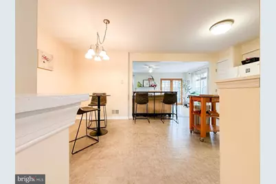 14358 Haysickle Court, Centreville, VA 20121 - Photo 10
