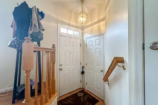 14358 Haysickle Ct, Centreville, VA 20121 - Photo 2