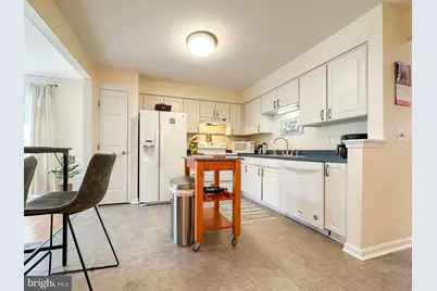 14358 Haysickle Court, Centreville, VA 20121 - Photo 14