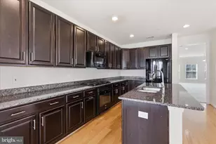 2932 Finsbury Pl, Fairfax, VA 22031 - Photo 16