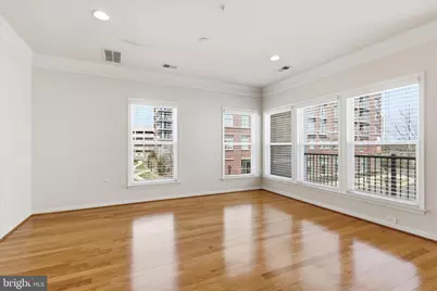 2932 Finsbury Place #110, Fairfax, VA 22031 - Photo 18