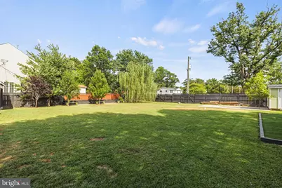 2411 Stokes Lane, Alexandria, VA 22307 - Photo 8
