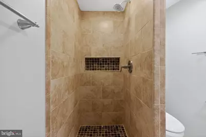 11186 Silentwood Lane, Reston, VA 20191 - Photo 22