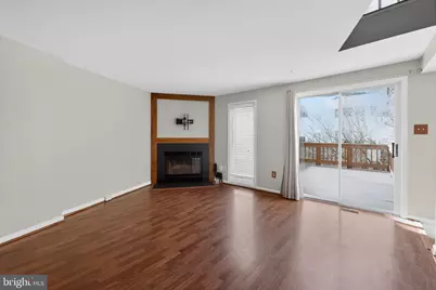 11186 Silentwood Lane, Reston, VA 20191 - Photo 6