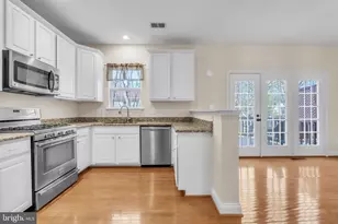 2110 Capstone Cir, Herndon, VA 20170 - Photo 18