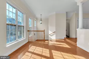 2110 Capstone Cir, Herndon, VA 20170 - Photo 12