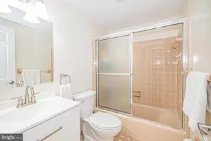 2419 Caron Ln, Falls Church, VA 22043 - Photo 44