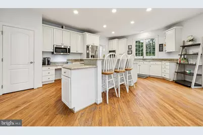 7902 Greenebrook Court, Fairfax Station, VA 22039 - Photo 14