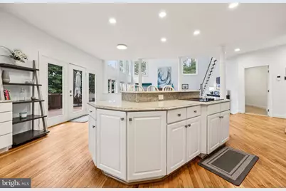 7902 Greenebrook Court, Fairfax Station, VA 22039 - Photo 16