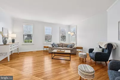 7902 Greenebrook Court, Fairfax Station, VA 22039 - Photo 6