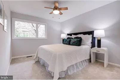 1944 Lakeport Way, Reston, VA 20191 - Photo 32