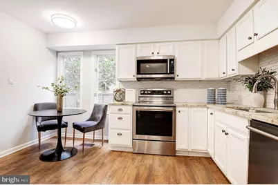 1944 Lakeport Way, Reston, VA 20191 - Photo 16