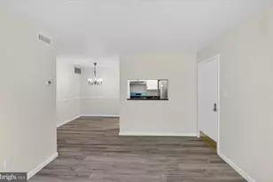 10340 Luria Commons Ct, Burke, VA 22015 - Photo 4