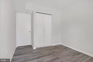 10340 Luria Commons Ct, Burke, VA 22015 - Photo 12