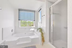 2825 Berryland Dr, Oakton, VA 22124 - Photo 44