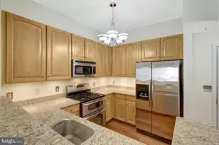 12001 Market St, Reston, VA 20190 - Photo 20