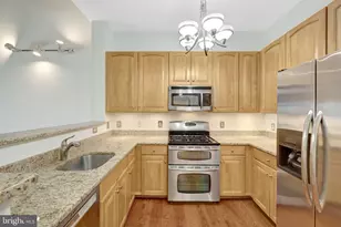 12001 Market St, Reston, VA 20190 - Photo 28