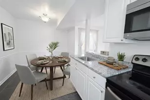 7763 New Providence Dr, Falls Church, VA 22042 - Photo 4