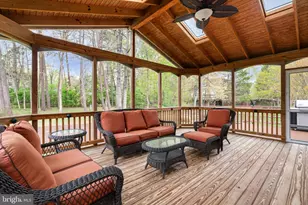 6474 Gristmill Square Ln, Centreville, VA 20120 - Photo 10