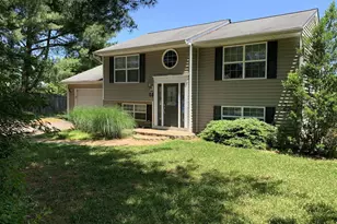 1403 Skyhaven Ct, Herndon, VA 20170 - Photo 1