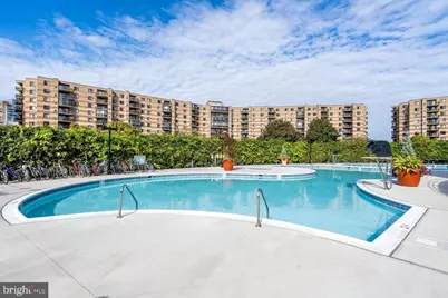 8370 Greensboro Drive #216, McLean, VA 22102 - Photo 32