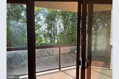 8370 Greensboro Drive #216, McLean, VA 22102 - Photo 16
