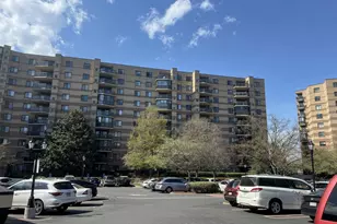 8370 Greensboro Dr, McLean, VA 22102 - Photo 38
