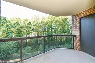 8370 Greensboro Dr, McLean, VA 22102 - Photo 12