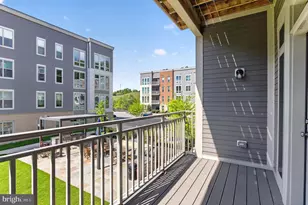 6101 Fairview Farm Dr, Alexandria, VA 22315 - Photo 14
