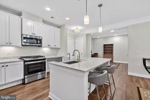 6101 Fairview Farm Dr, Alexandria, VA 22315 - Photo 6