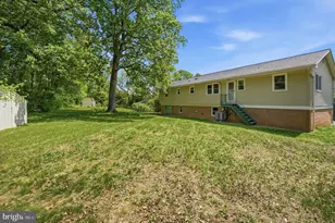 12106 Ruffin Dr, Fairfax, VA 22030 - Photo 38