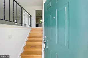 12106 Ruffin Dr, Fairfax, VA 22030 - Photo 4
