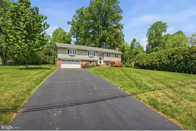 12106 Ruffin Drive, Fairfax, VA 22030 - Photo 2
