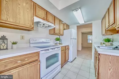 4936 McFarland Drive, Fairfax, VA 22032 - Photo 6