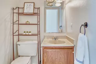 4936 McFarland Dr, Fairfax, VA 22032 - Photo 10