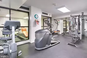 1800 Old Meadow Rd, McLean, VA 22102 - Photo 36