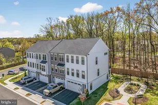 14665 Battery Ridge Ln, Centreville, VA 20120 - Photo 4