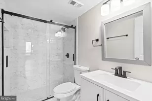 3800 Powell Ln, Falls Church, VA 22041 - Photo 10