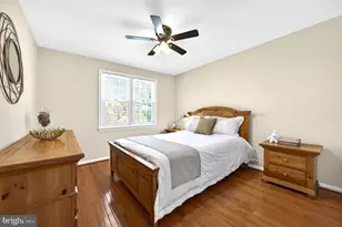 1968 Hopewood Dr, Falls Church, VA 22043 - Photo 20