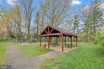 8640 Dellway Lane, Vienna, VA 22180 - Photo 38