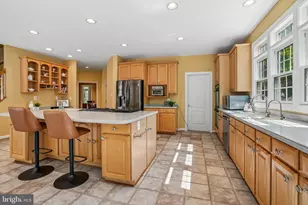 8220 Roseland Dr, Fairfax Station, VA 22039 - Photo 34