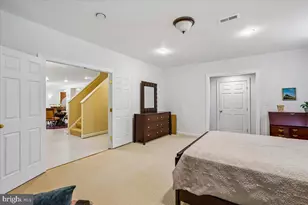 8220 Roseland Dr, Fairfax Station, VA 22039 - Photo 68