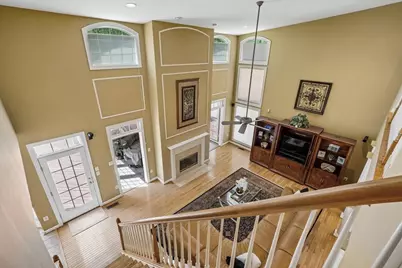 8220 Roseland Drive, Fairfax Station, VA 22039 - Photo 20