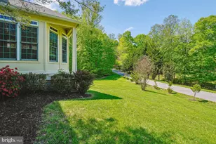 8220 Roseland Dr, Fairfax Station, VA 22039 - Photo 98