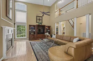 8220 Roseland Dr, Fairfax Station, VA 22039 - Photo 22