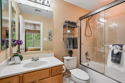 8220 Roseland Drive, Fairfax Station, VA 22039 - Photo 50